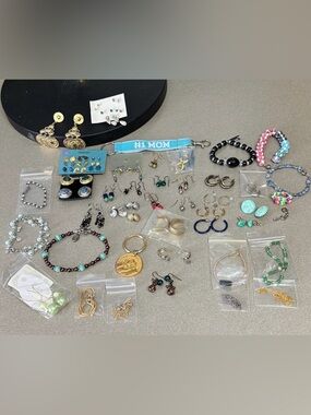 Jewelry Collection with Earrings, Bracelets, Ankle bracelet and clip keychain